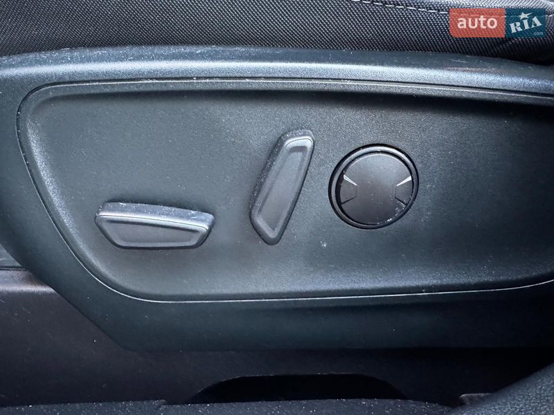 Внедорожник / Кроссовер Ford Escape 2019 в Киеве