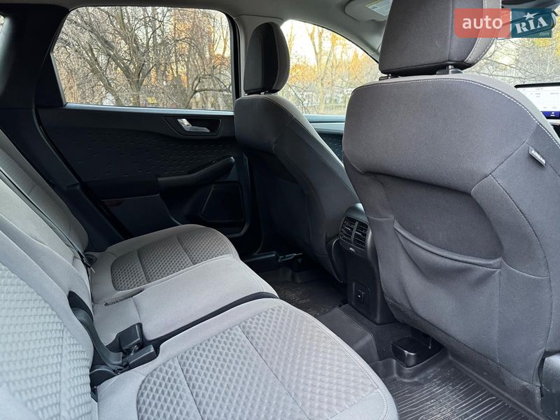 Внедорожник / Кроссовер Ford Escape 2019 в Киеве