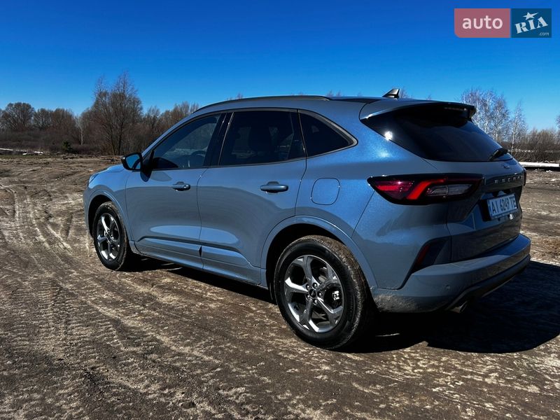 Позашляховик / Кросовер Ford Escape 2023 в Броварах