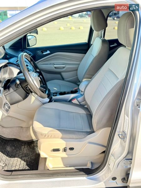 Внедорожник / Кроссовер Ford Escape 2014 в Одессе