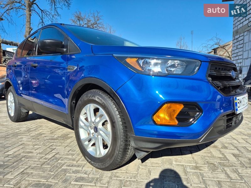 Внедорожник / Кроссовер Ford Escape 2017 в Сумах