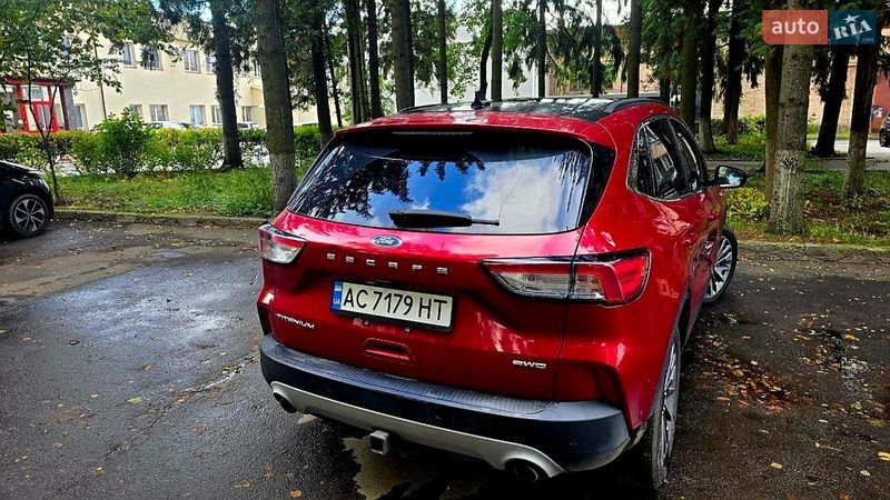 Внедорожник / Кроссовер Ford Escape 2020 в Луцке
