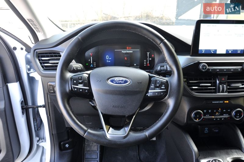 Позашляховик / Кросовер Ford Escape 2023 в Львові