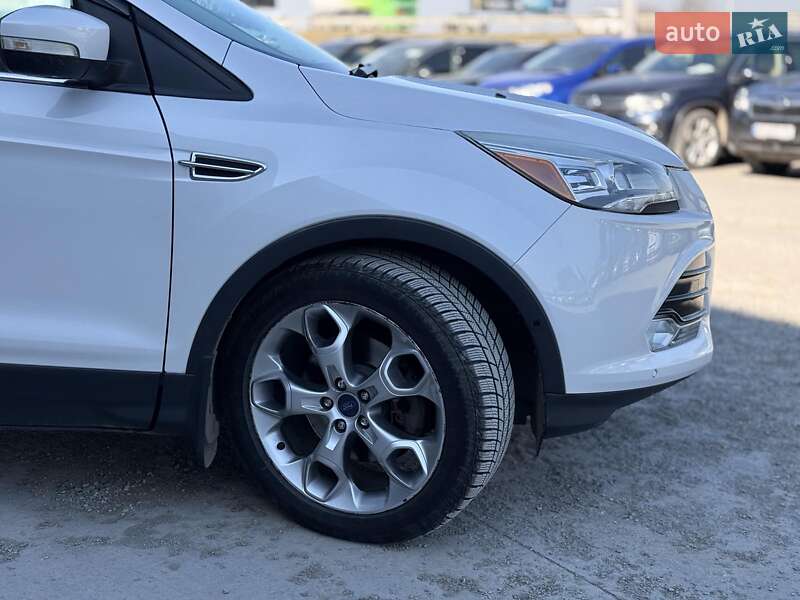 Внедорожник / Кроссовер Ford Escape 2014 в Львове