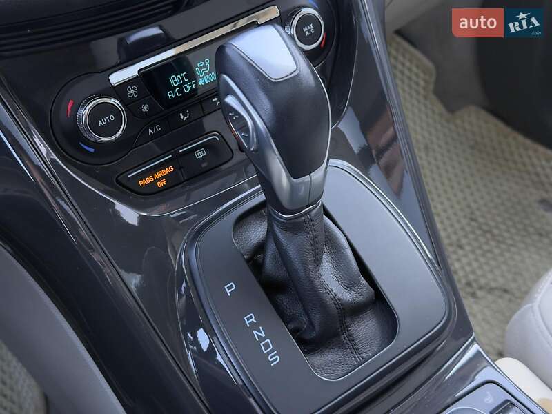 Внедорожник / Кроссовер Ford Escape 2014 в Львове