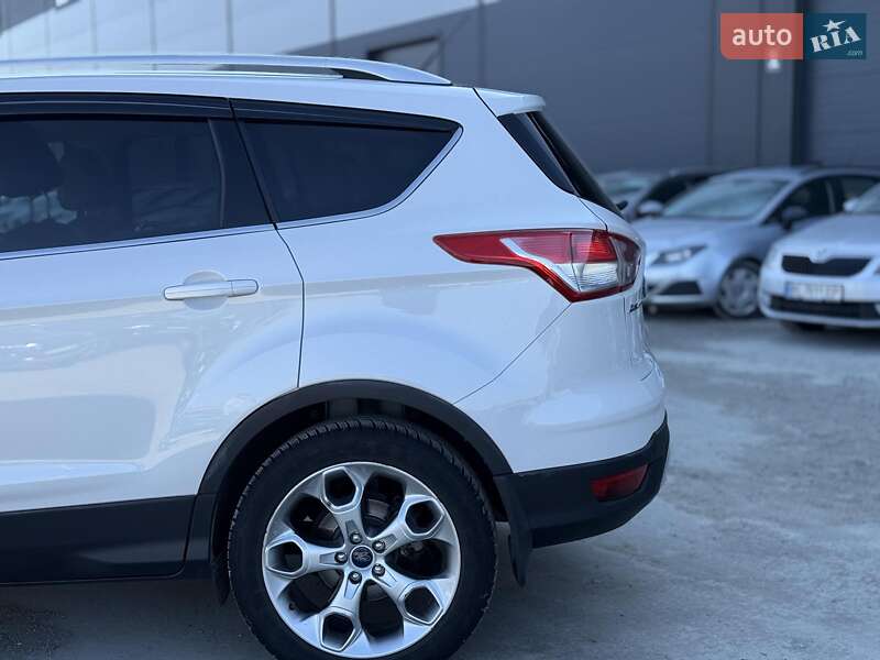 Внедорожник / Кроссовер Ford Escape 2014 в Львове
