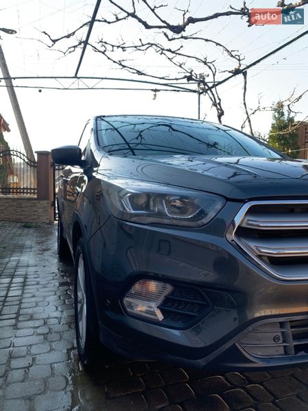 Внедорожник / Кроссовер Ford Escape 2017 в Виноградове