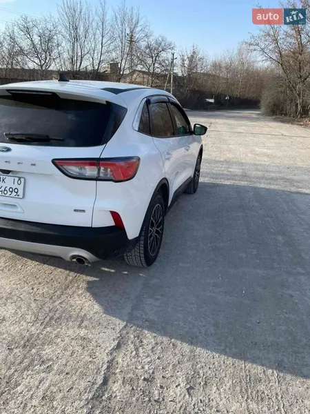 Ford Escape 2022 VIN 1FMCU0EZ0NUB90323 фото оголошення 27 з 80