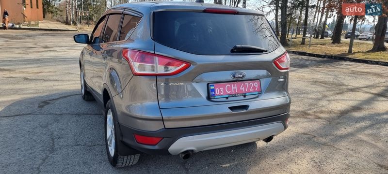 Внедорожник / Кроссовер Ford Escape 2014 в Черновцах