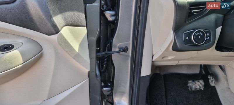 Внедорожник / Кроссовер Ford Escape 2014 в Черновцах