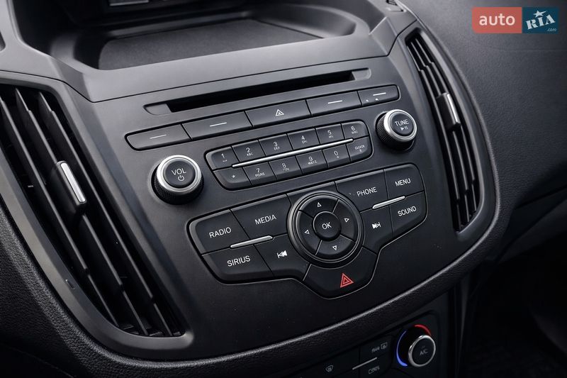 Внедорожник / Кроссовер Ford Escape 2017 в Львове