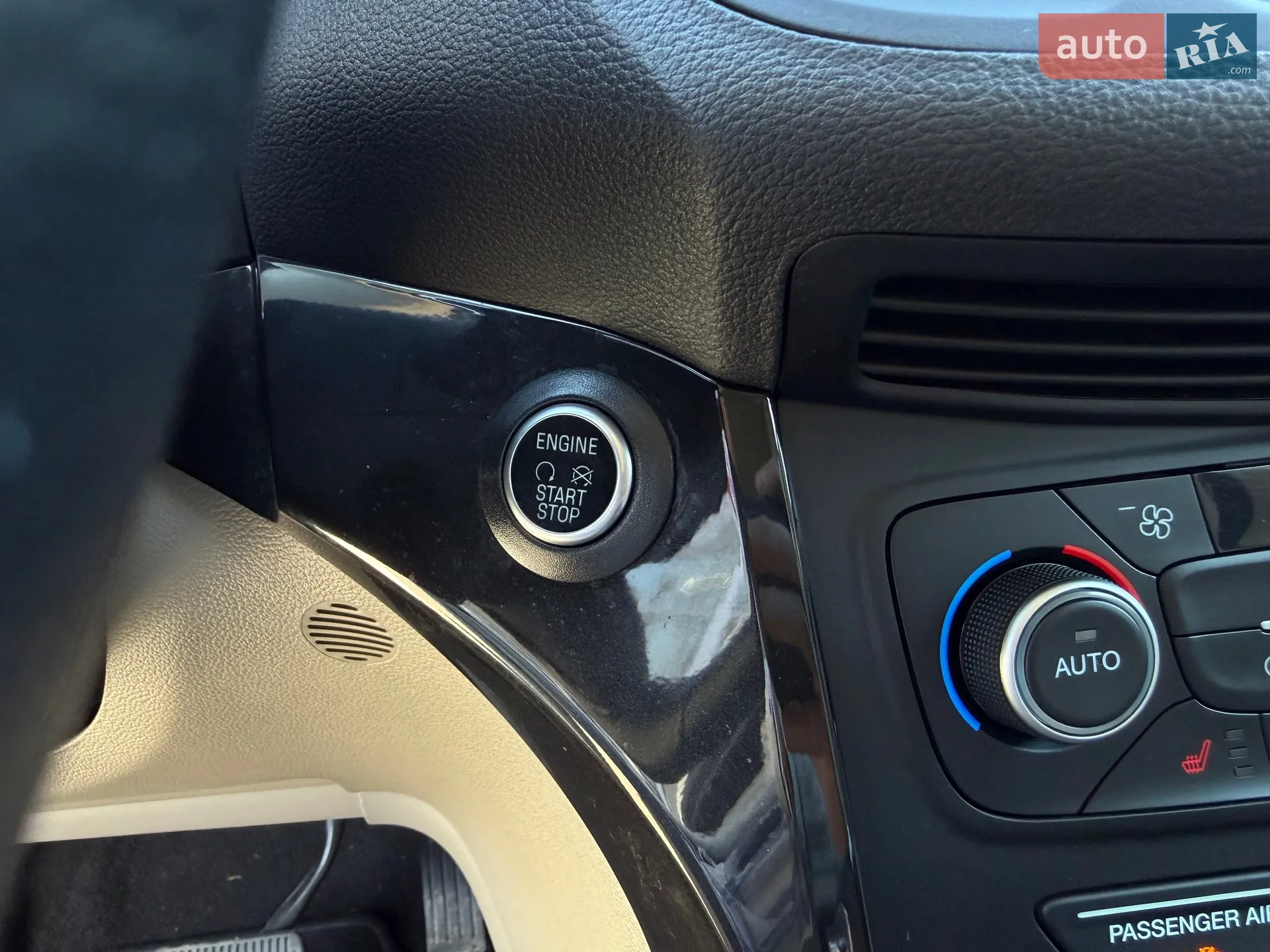 2019 Ford Escape - мініатюра 23