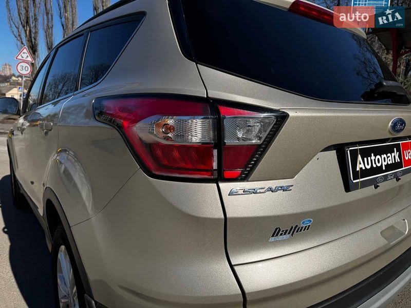 Внедорожник / Кроссовер Ford Escape 2018 в Киеве фото 10 Внедорожник / Кроссовер Ford Escape 2018 в Киеве