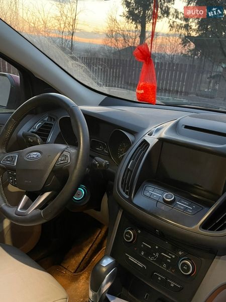Позашляховик / Кросовер Ford Escape 2018 в Трускавці