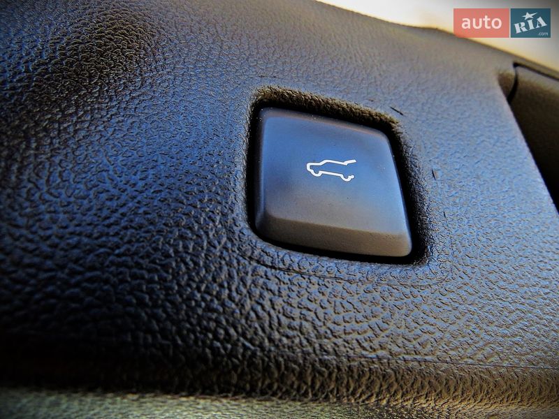 Позашляховик / Кросовер Ford Escape 2023 в Черкасах