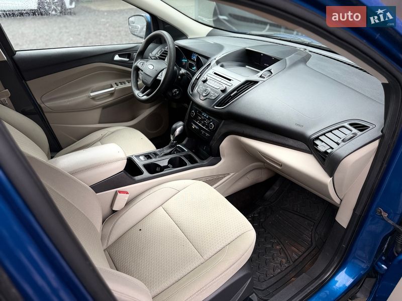 Позашляховик / Кросовер Ford Escape 2018 в Львові