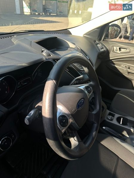 Внедорожник / Кроссовер Ford Escape 2014 в Ивано-Франковске