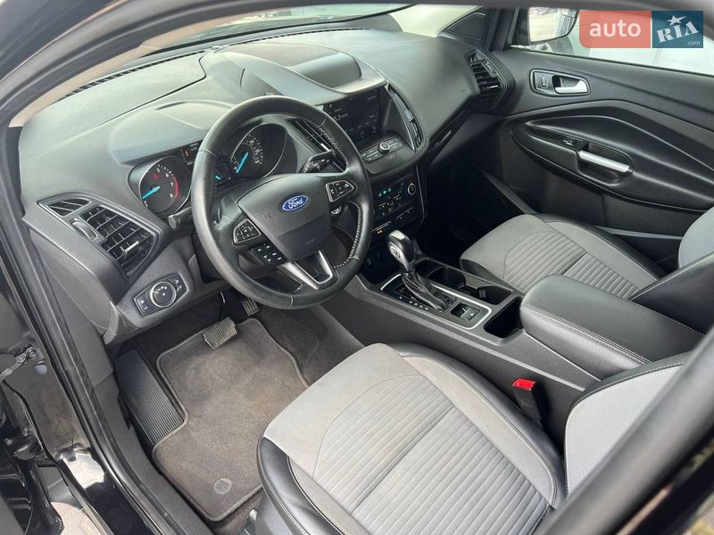 Позашляховик / Кросовер Ford Escape 2019 в Одесі фото 19 Позашляховик / Кросовер Ford Escape 2019 в Одесі