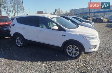 Внедорожник / Кроссовер Ford Escape 2017 в Ровно