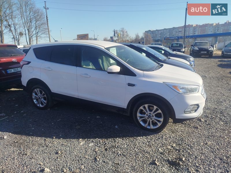 Ford Escape 2017