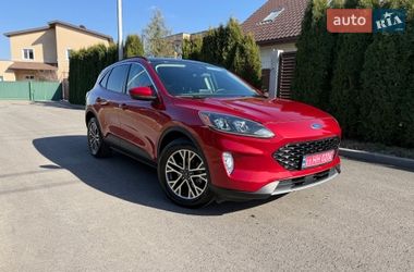 Внедорожник / Кроссовер Ford Escape 2020 в Киеве
