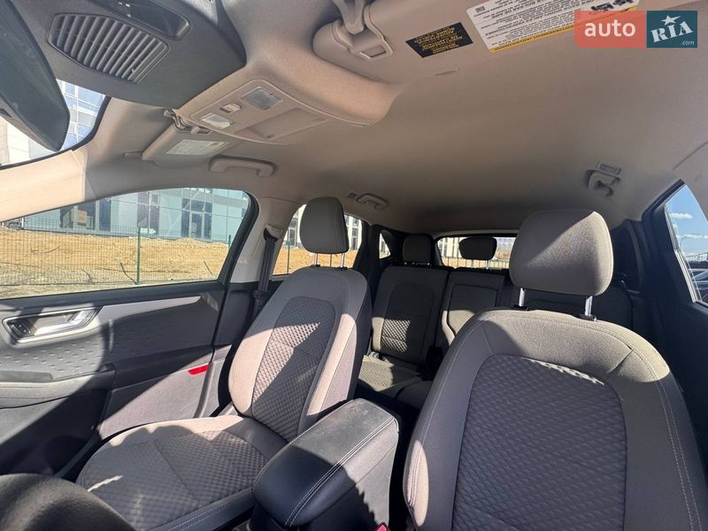 Внедорожник / Кроссовер Ford Escape 2019 в Киеве