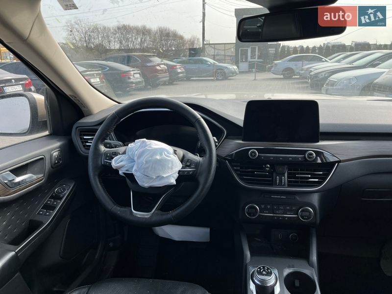 Позашляховик / Кросовер Ford Escape 2020 в Львові