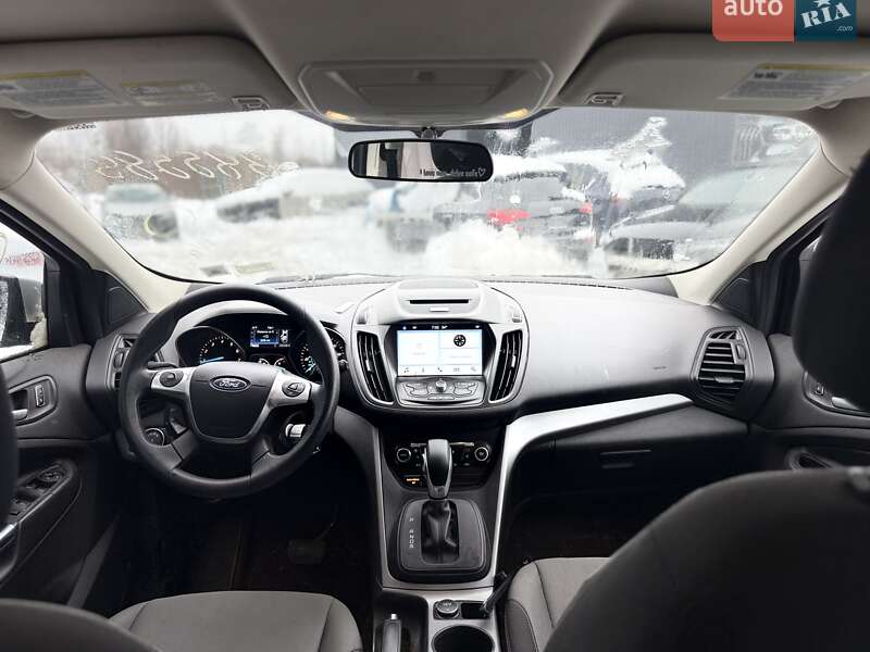 Внедорожник / Кроссовер Ford Escape 2016 в Львове