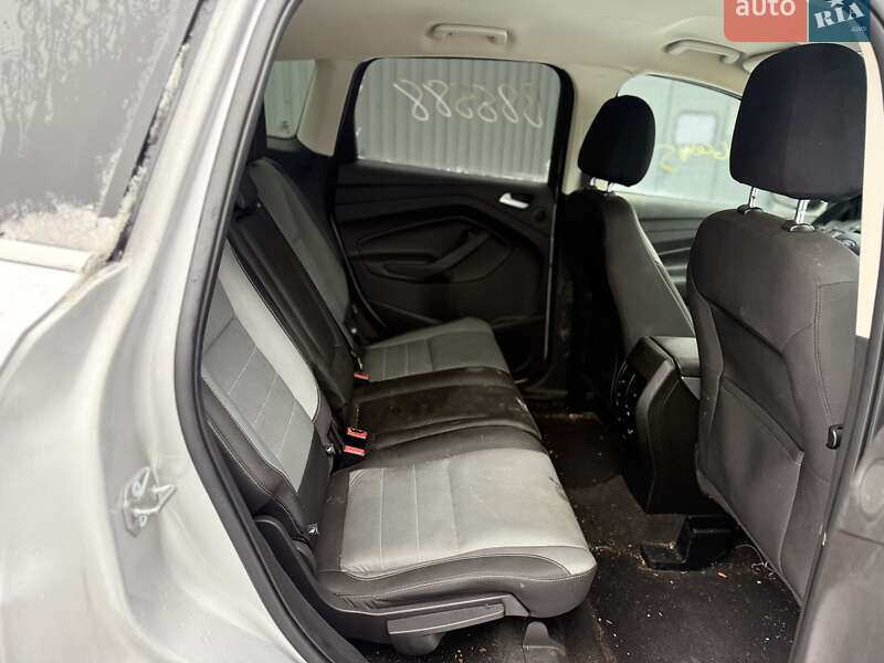 Внедорожник / Кроссовер Ford Escape 2016 в Львове