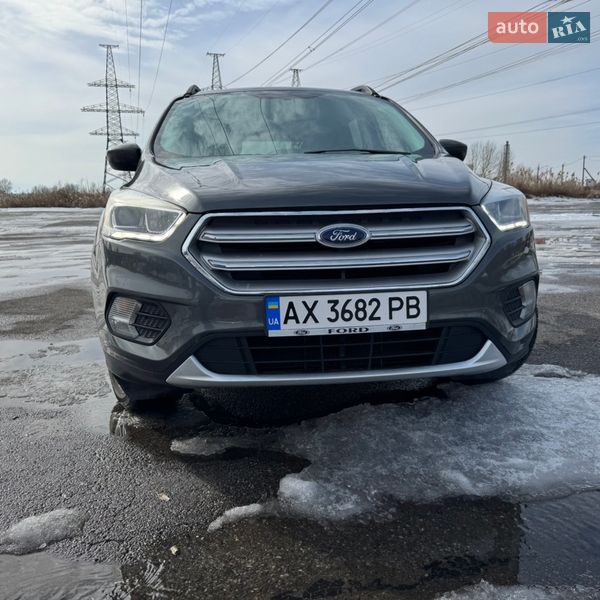 Позашляховик / Кросовер Ford Escape 2018 в Харкові