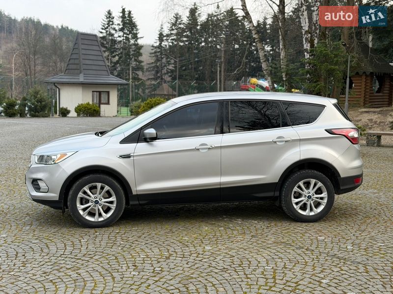 Внедорожник / Кроссовер Ford Escape 2017 в Старом Самборе фото 8 Внедорожник / Кроссовер Ford Escape 2017 в Старом Самборе
