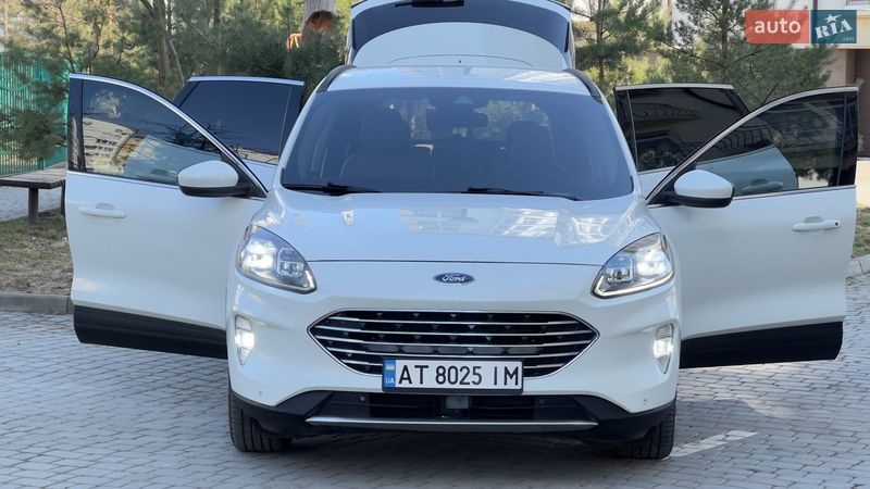Внедорожник / Кроссовер Ford Escape 2021 в Ивано-Франковске