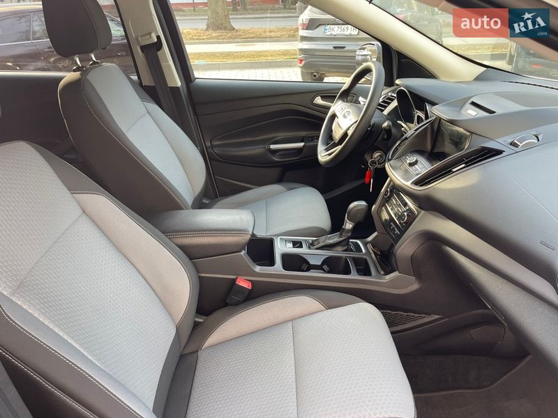 Внедорожник / Кроссовер Ford Escape 2016 в Ровно фото 25 Внедорожник / Кроссовер Ford Escape 2016 в Ровно