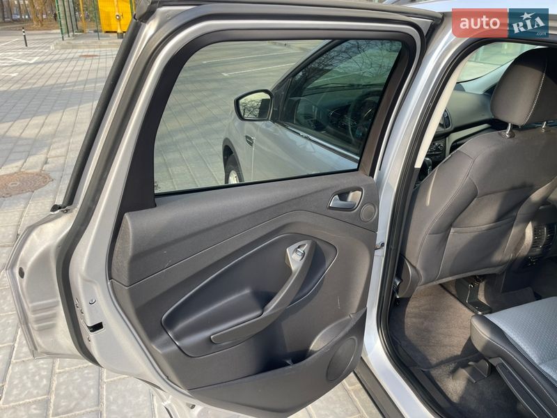 Внедорожник / Кроссовер Ford Escape 2016 в Ровно фото 32 Внедорожник / Кроссовер Ford Escape 2016 в Ровно