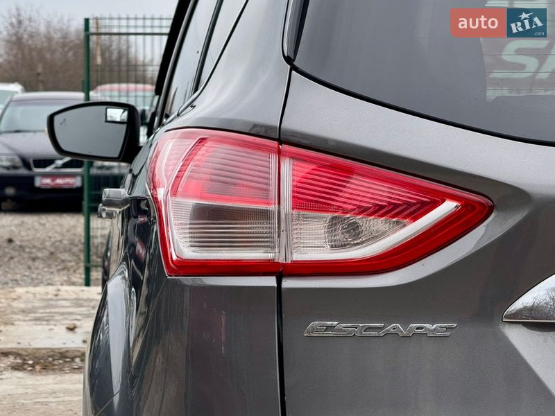 Внедорожник / Кроссовер Ford Escape 2013 в Киеве