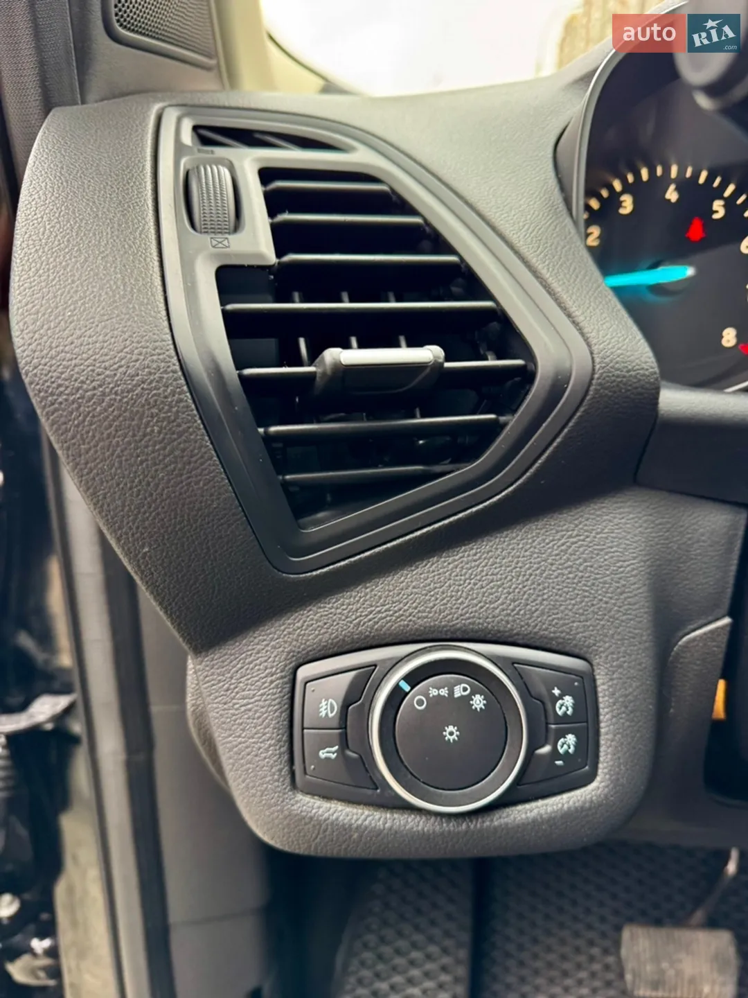 2017 Ford Escape - мініатюра 33