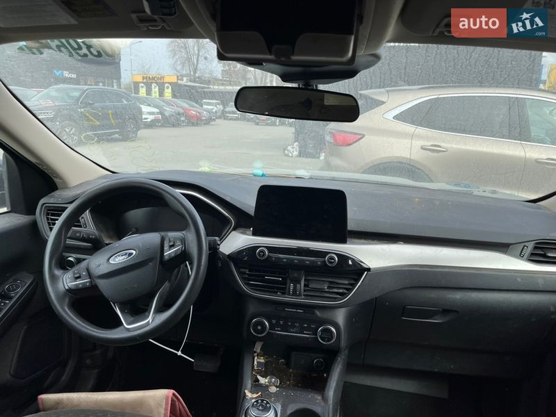 Позашляховик / Кросовер Ford Escape 2019 в Львові