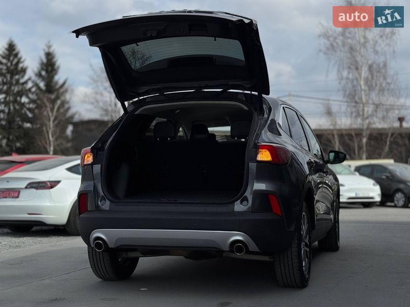 Внедорожник / Кроссовер Ford Escape 2021 в Ровно