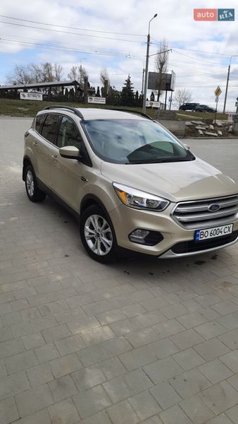 Внедорожник / Кроссовер Ford Escape 2017 в Тернополе