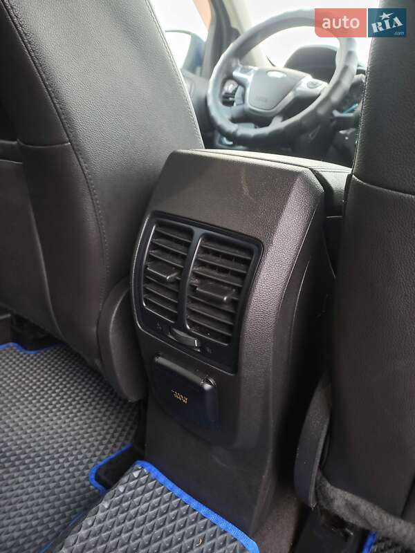 Позашляховик / Кросовер Ford Escape 2015 в Кременчуці