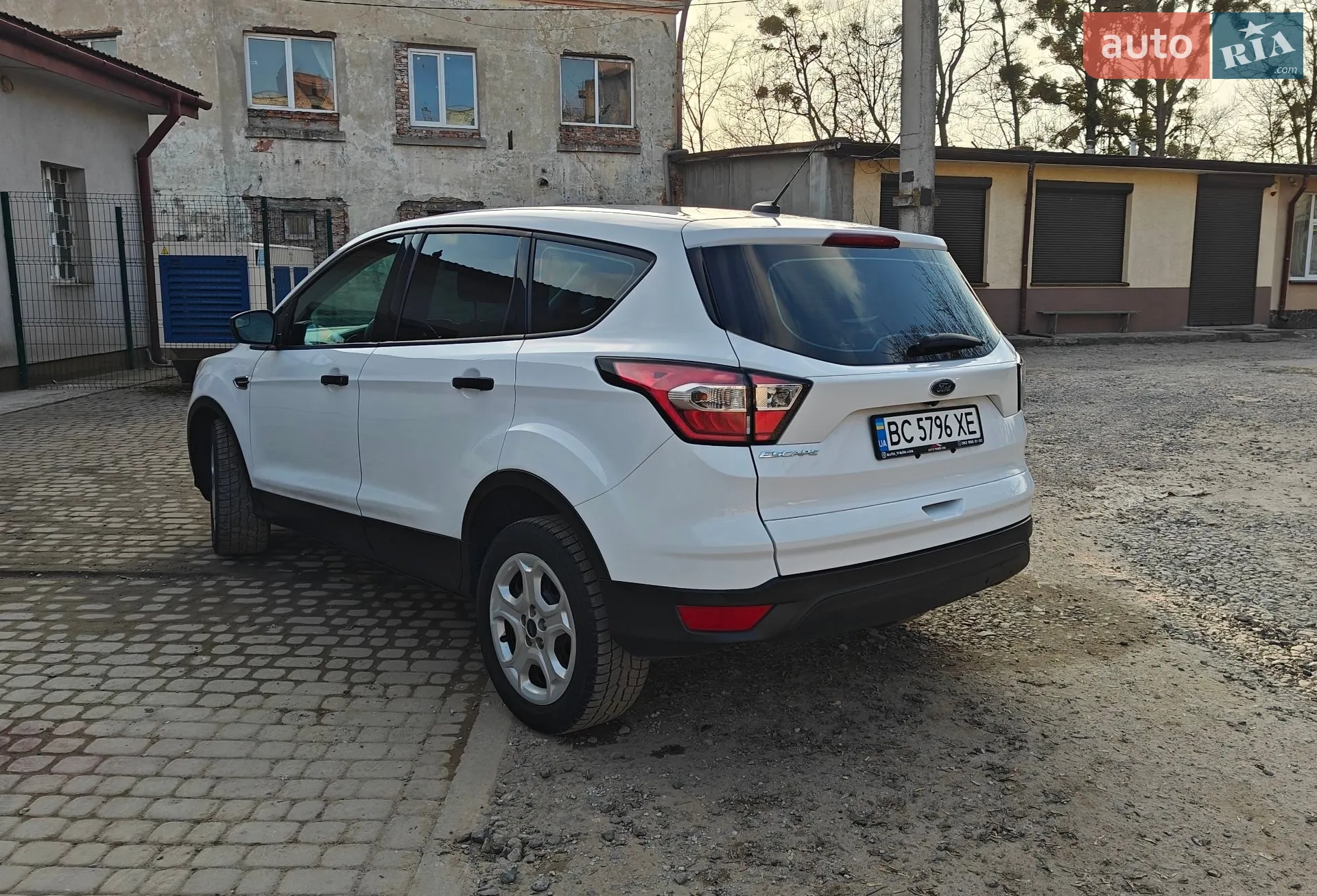 2017 Ford Escape - мініатюра 6