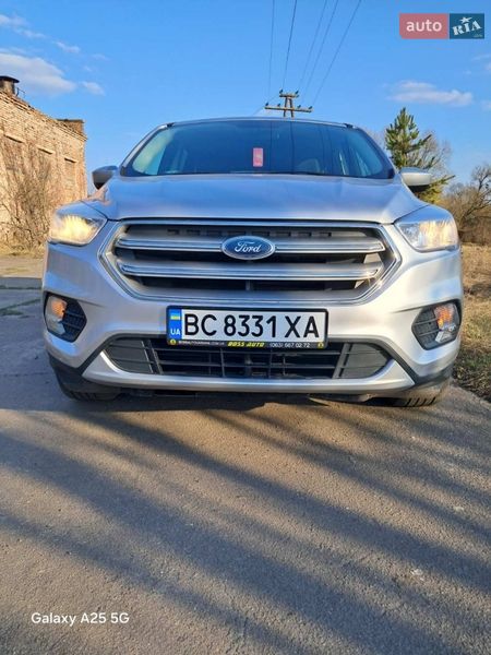 Позашляховик / Кросовер Ford Escape 2017 в Соснівці