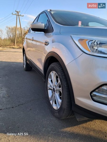 Позашляховик / Кросовер Ford Escape 2017 в Соснівці