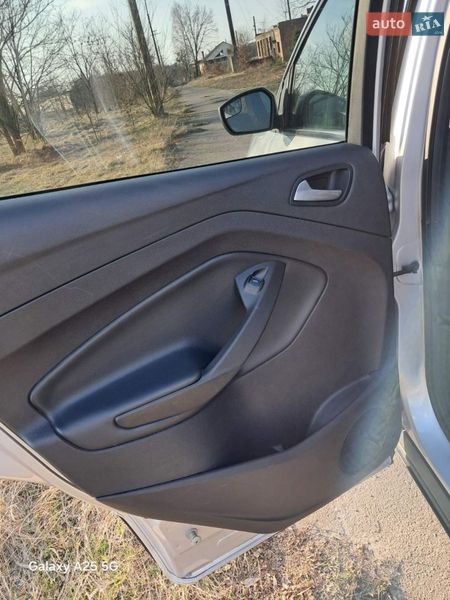 Позашляховик / Кросовер Ford Escape 2017 в Соснівці