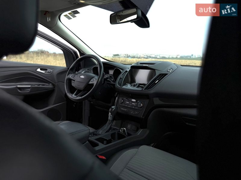 Позашляховик / Кросовер Ford Escape 2016 в Тернополі
