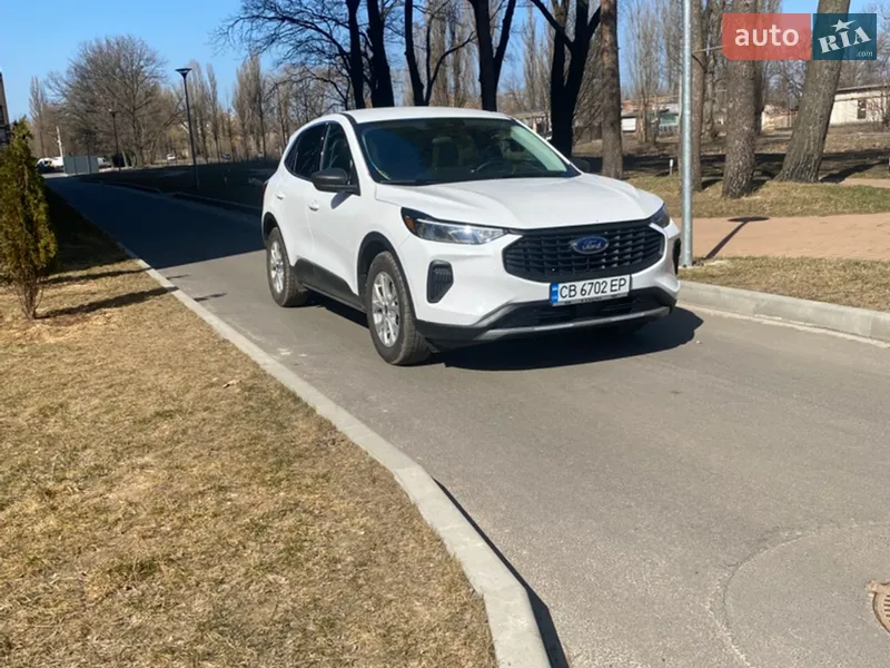 Ford Escape 2024