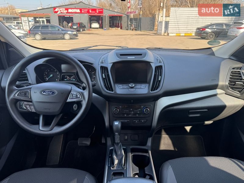 Позашляховик / Кросовер Ford Escape 2017 в Ірпені