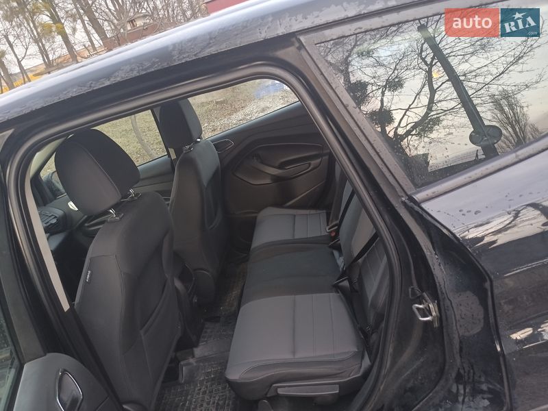 Внедорожник / Кроссовер Ford Escape 2017 в Ровно