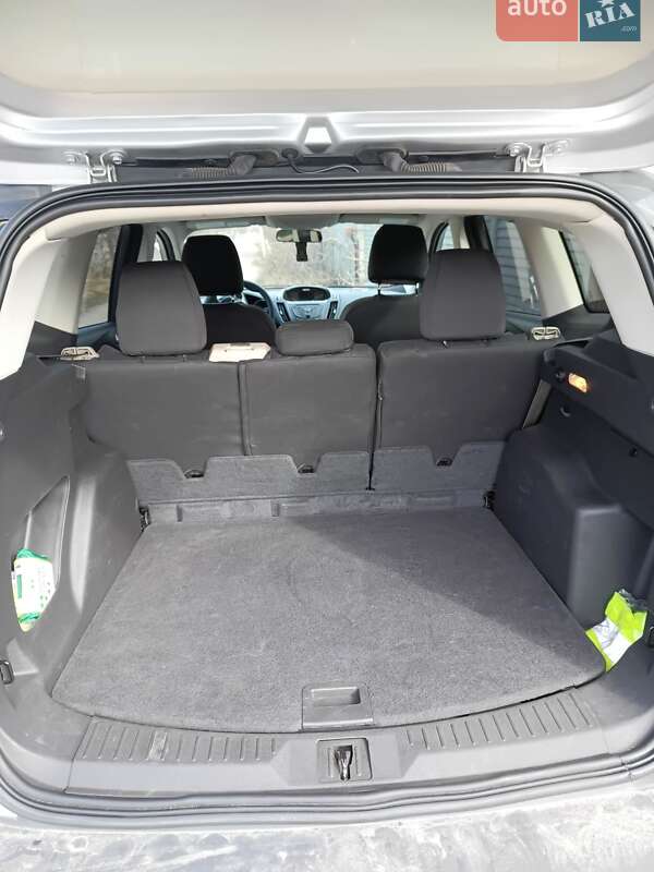 Позашляховик / Кросовер Ford Escape 2015 в Запоріжжі