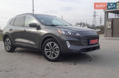 Позашляховик / Кросовер Ford Escape 2019 в Львові